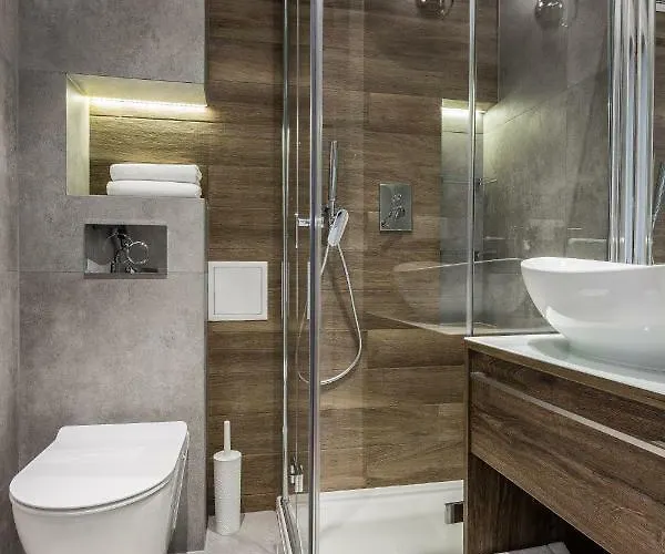 Helena, Odkryj-zakopane